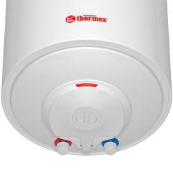 Накопительный электрический водонагреватель Thermex TitaniumHeat 30 V Slim
